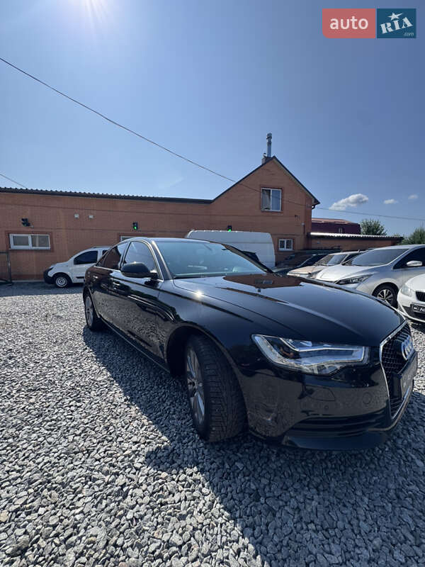 Седан Audi A6 2011 в Дергачах