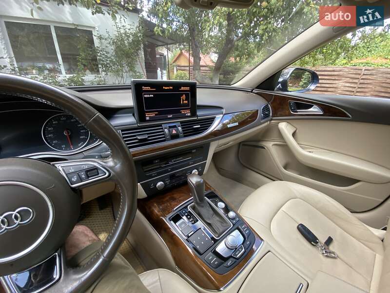 Седан Audi A6 2016 в Киеве