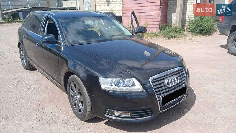 Универсал Audi A6 2010 в Коростене
