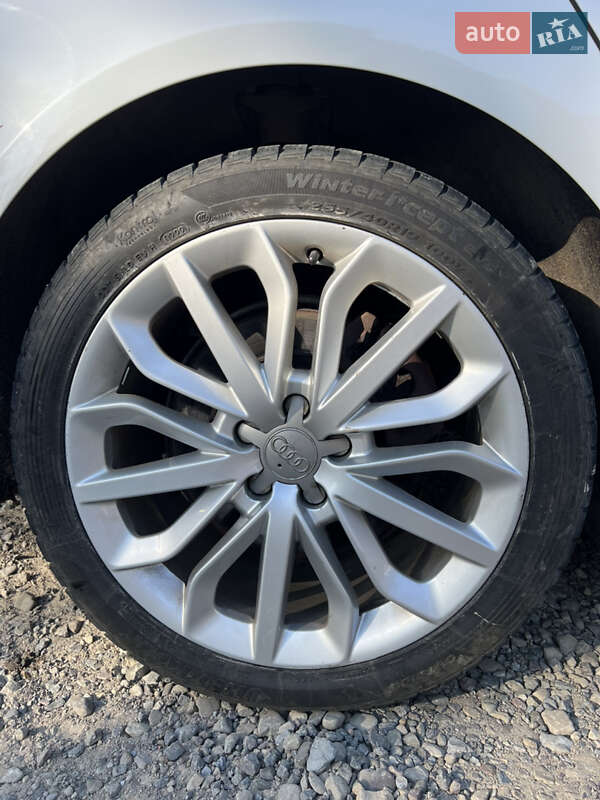 Седан Audi A6 2016 в Отынии