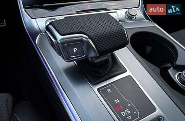 Седан Audi A6 2018 в 