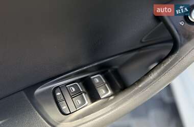 Седан Audi A6 2016 в 