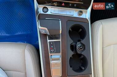 Седан Audi A6 2021 в 