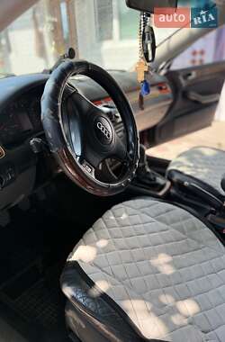 Седан Audi A6 1998 в 