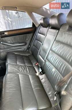 Седан Audi A6 1998 в 