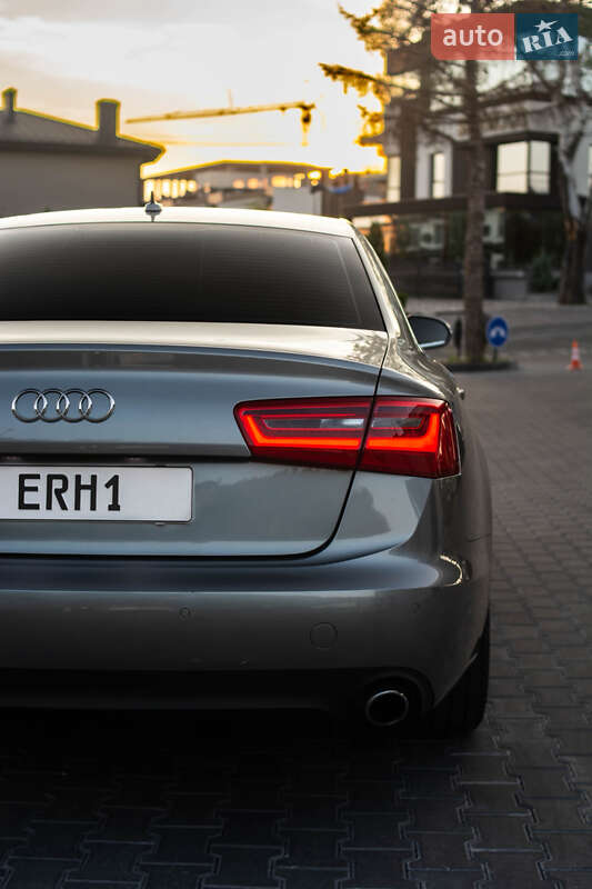 Седан Audi A6 2012 в Ужгороде