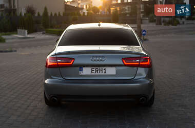 Седан Audi A6 2012 в 