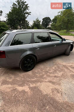 Универсал Audi A6 2003 в Коростене