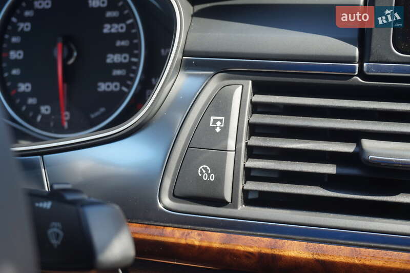 Седан Audi A6 2011 в Одессе