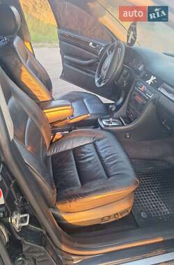 Седан Audi A6 2002 в 