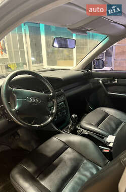 Седан Audi A6 1996 в 