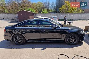 Седан Audi A6 2015 в 