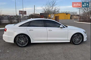 Седан Audi A6 2015 в 