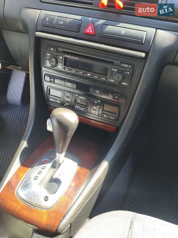 Универсал Audi A6 2002 в Запорожье