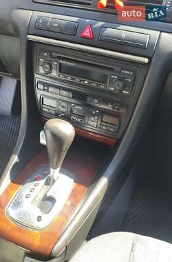 Универсал Audi A6 2002 в 