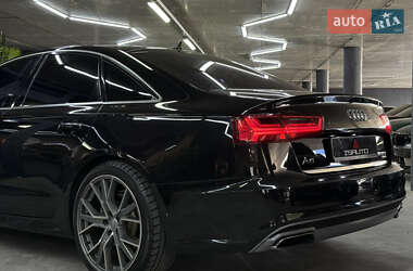 Седан Audi A6 2015 в 