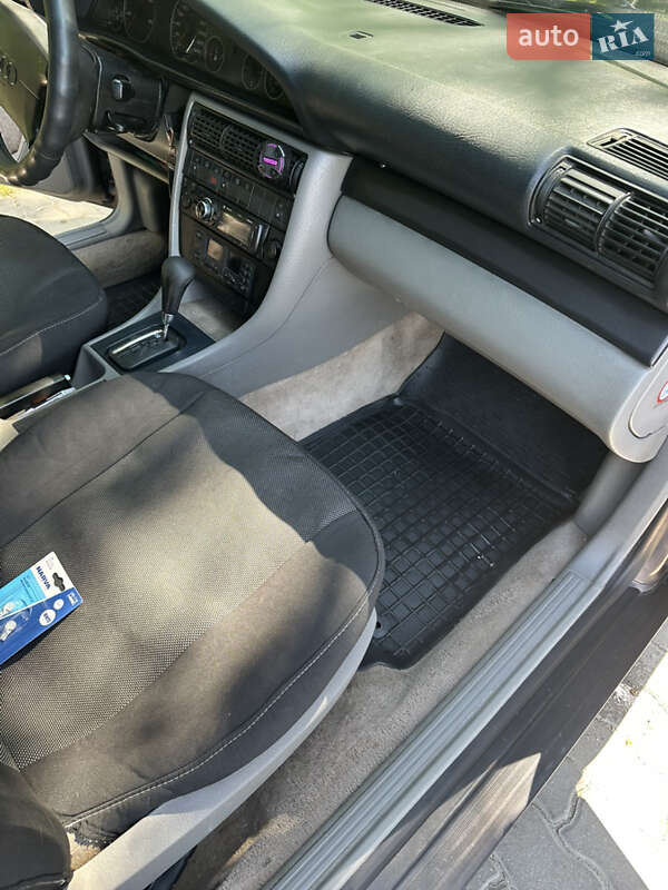 Седан Audi A6 1997 в Копычинце