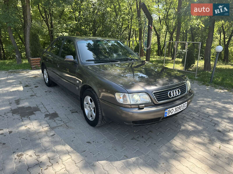 Седан Audi A6 1997 в Копычинце