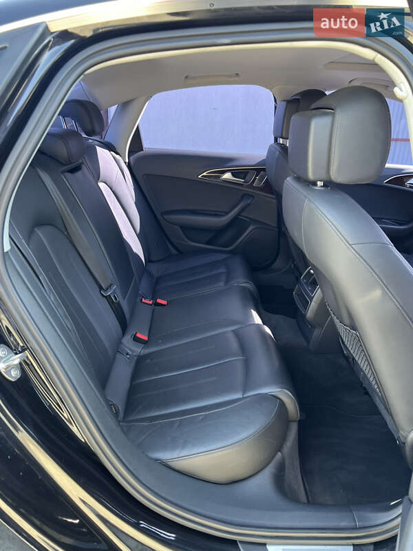 Седан Audi A6 2013 в Новояворовске