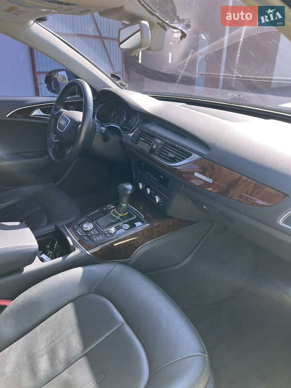 Седан Audi A6 2013 в Новояворовске