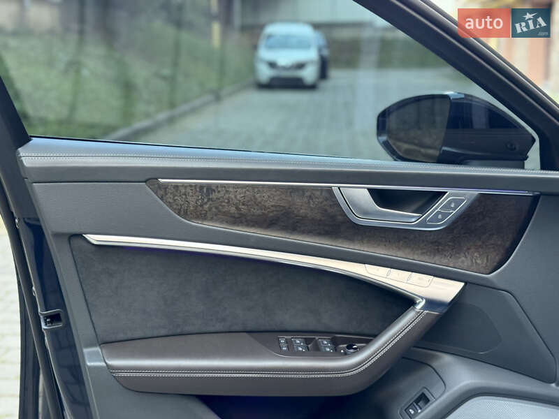Седан Audi A6 2019 в Ужгороді