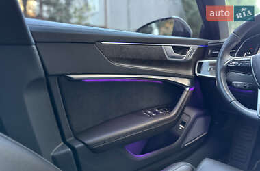 Седан Audi A6 2019 в 