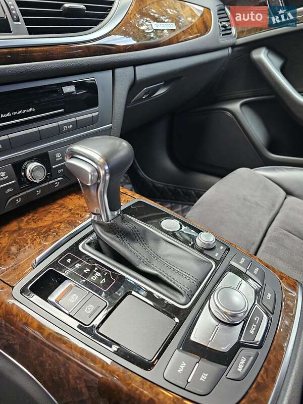 Седан Audi A6 2014 в Киеве