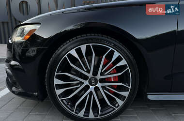 Седан Audi A6 2016 в 