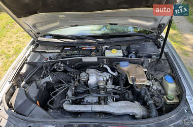 Седан Audi A6 2002 в 