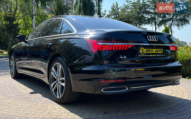 Седан Audi A6 2022 в Львове