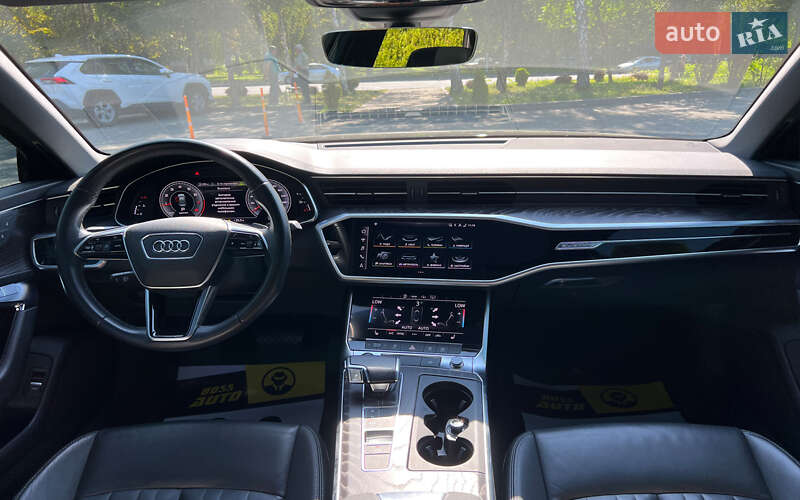 Седан Audi A6 2022 в Львове