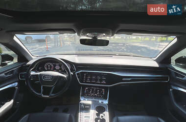 Седан Audi A6 2022 в 