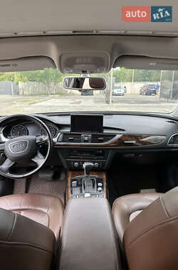 Седан Audi A6 2012 в 
