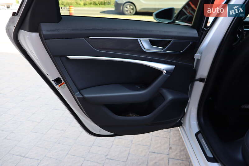 Седан Audi A6 2020 в Львове