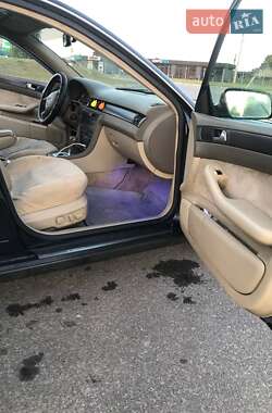 Седан Audi A6 2004 в 