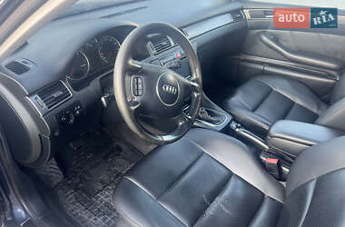 Седан Audi A6 2004 в 