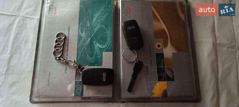 Седан Audi A6 2000 в Самборе