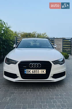 Седан Audi A6 2014 в Ровно