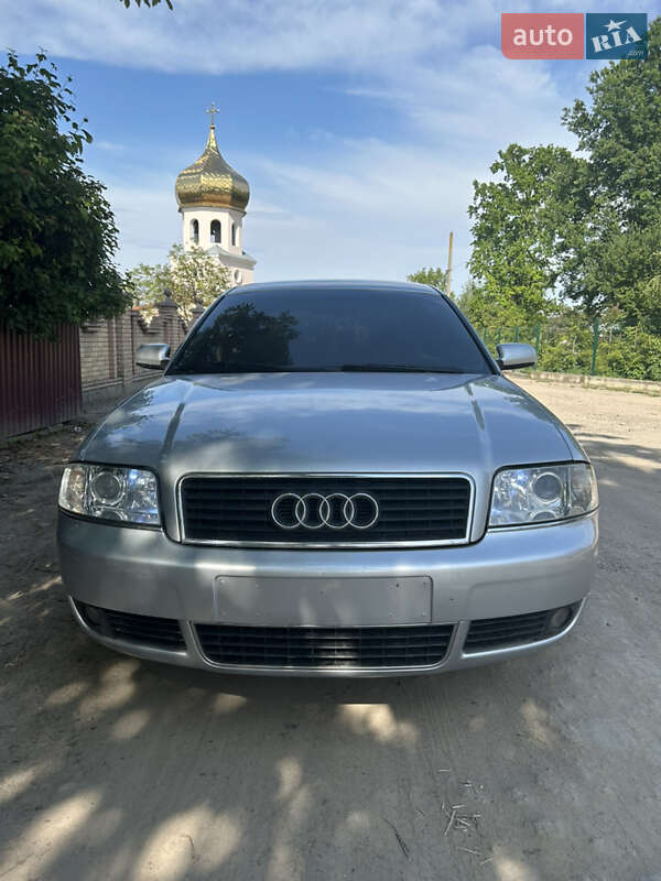 Седан Audi A6 2002 в Кадубовцах
