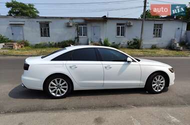 Седан Audi A6 2013 в 