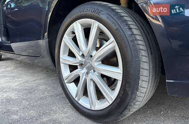 Седан Audi A6 2013 в 