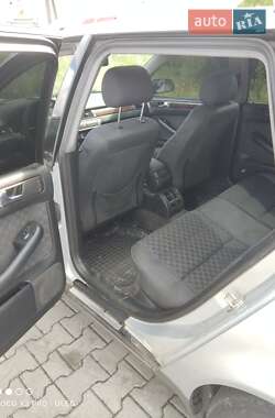 Универсал Audi A6 1998 в 