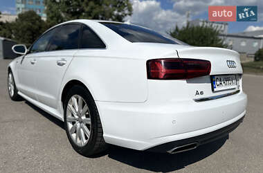 Седан Audi A6 2015 в 