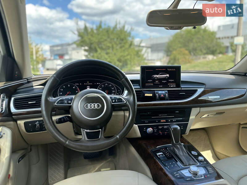Седан Audi A6 2015 в Харькове