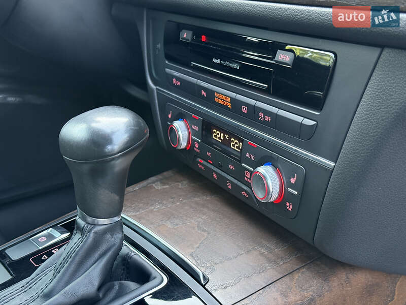 Седан Audi A6 2014 в Ровно