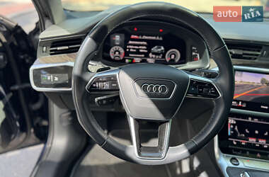 Седан Audi A6 2022 в 