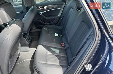 Седан Audi A6 2022 в 