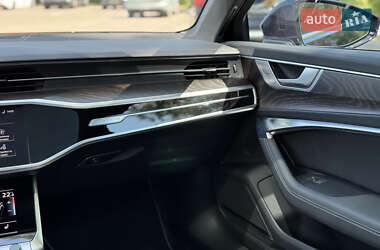 Седан Audi A6 2022 в 