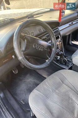 Седан Audi A6 1996 в 