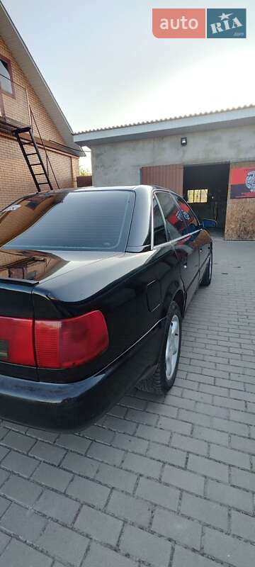 Седан Audi A6 1995 в Луцке